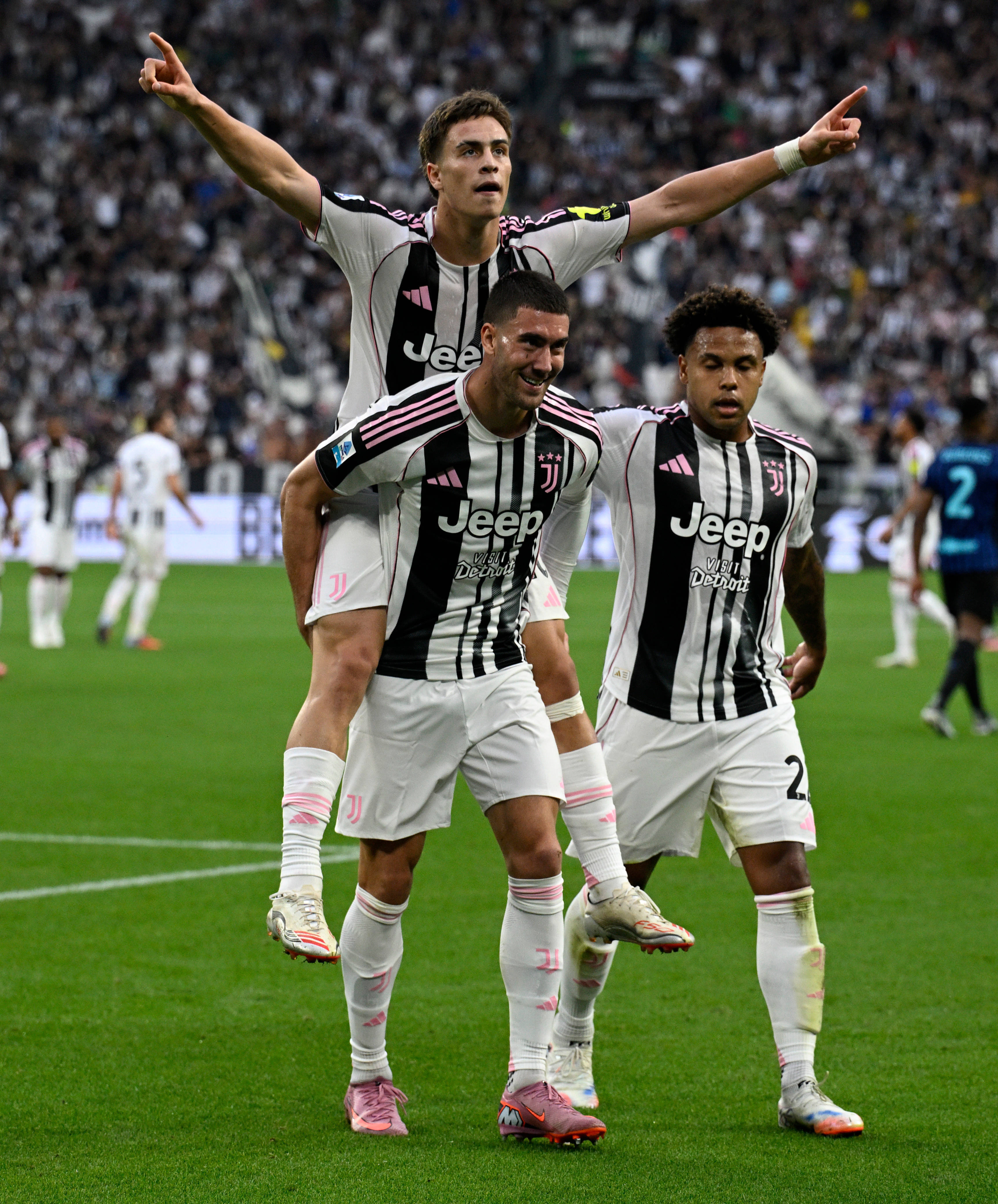 集结日欧冠传出新动向，拉齐奥单刀错失，管理层表态——震撼外界，阵容厚度经受考验的简单介绍-kaiyun sports