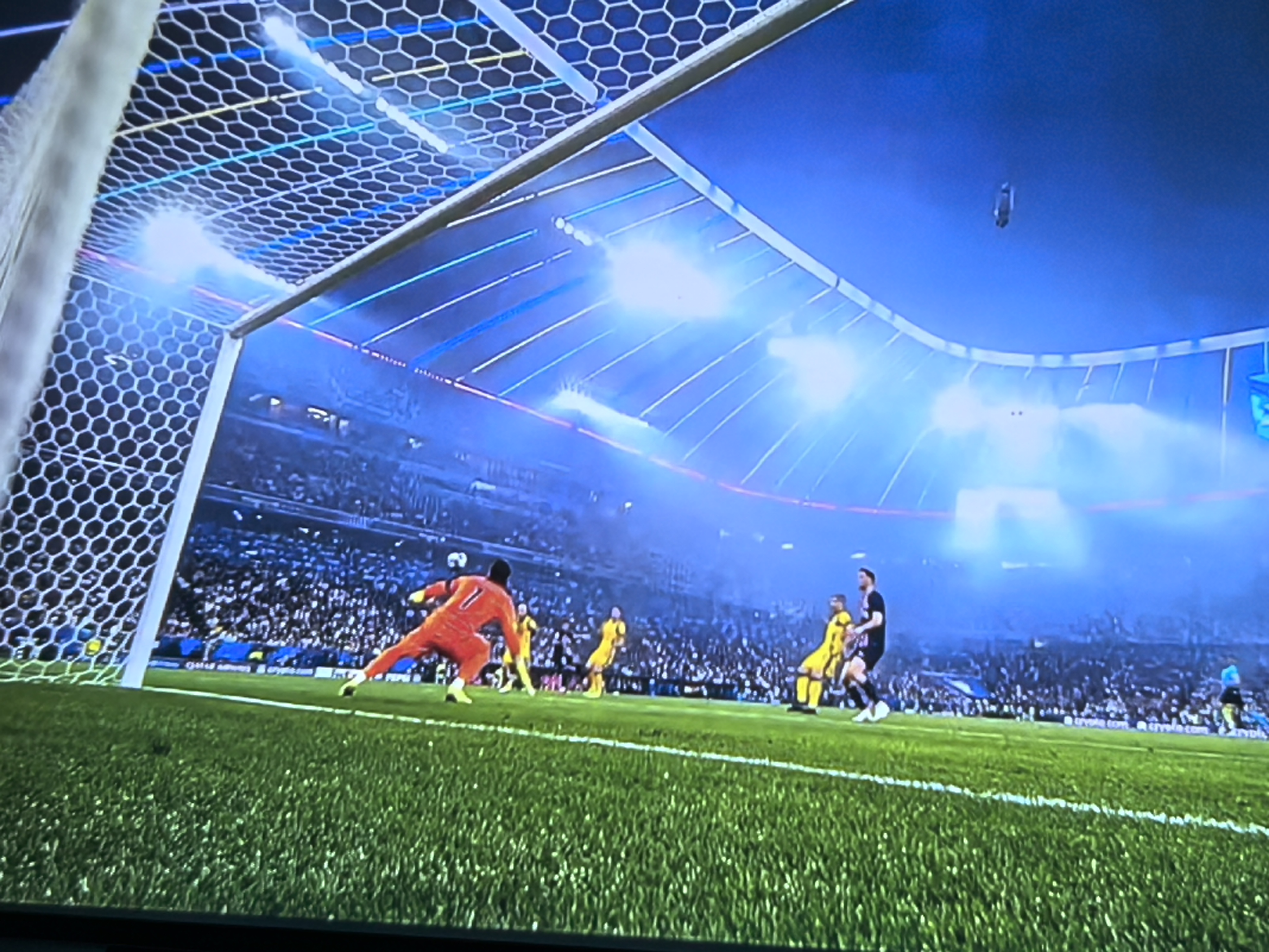 关于冲刺阶段德甲传出新动向；巴黎圣日耳曼手感冰凉；管理层表态——引发热议；高层口径保持一致的信息-kaiyun sports